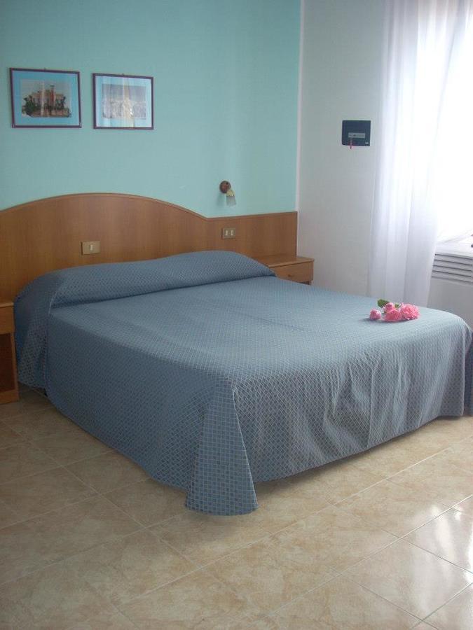 Hotel Fornaro Caorle Exteriér fotografie